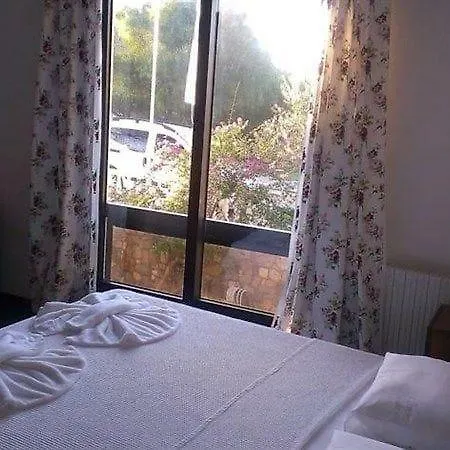 Bed & Breakfast Kabasakal 2*