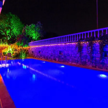 Bed & Breakfast Kabasakal Çeşme