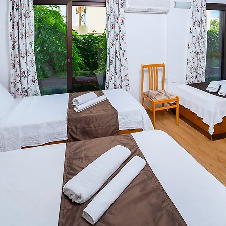 Kabasakal Oda ve Kahvaltı Çeşme